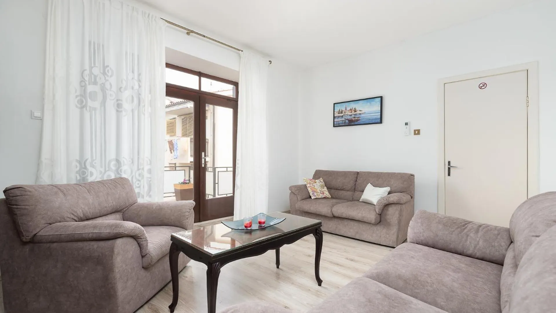 Valnea - Apartment For Five People In The Center Of Porec Croatia