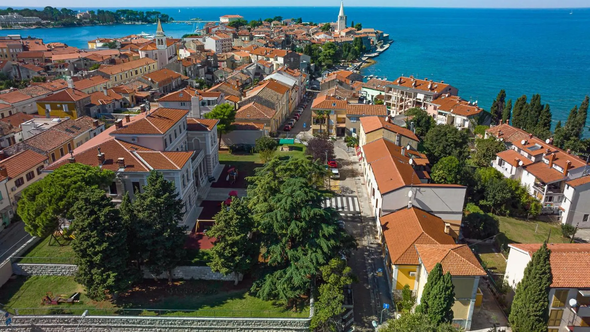Valnea - Apartment For Five People In The Center Of Poreč